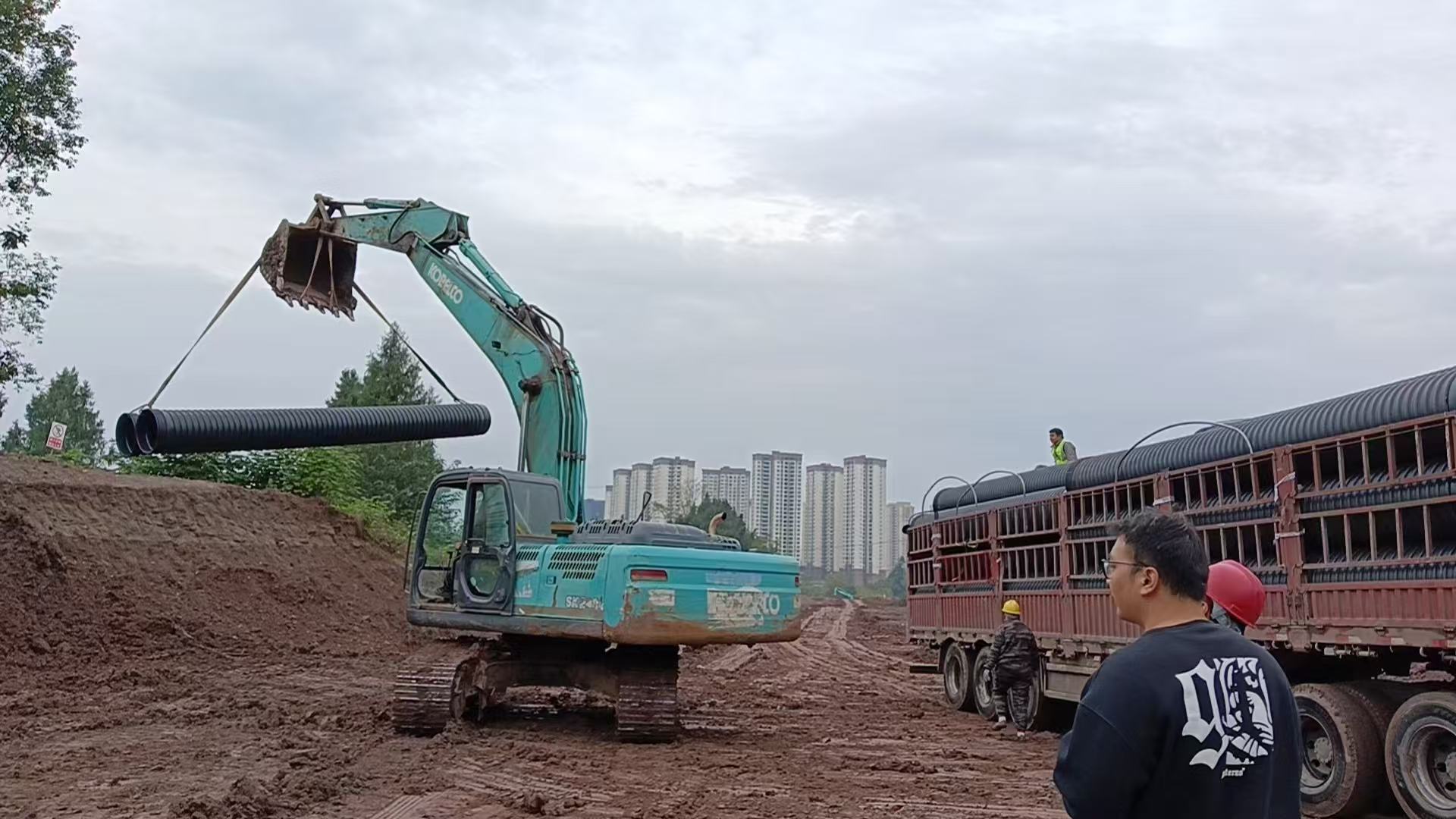 d3f2732740076b15100082f60d288f08.jpg 南充市仪陇县园区区间道路-承插钢带管